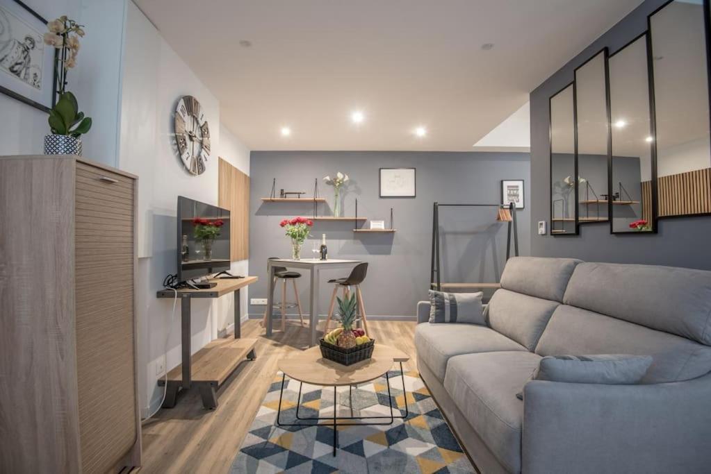 L'Espine Apartment Angers Exterior photo