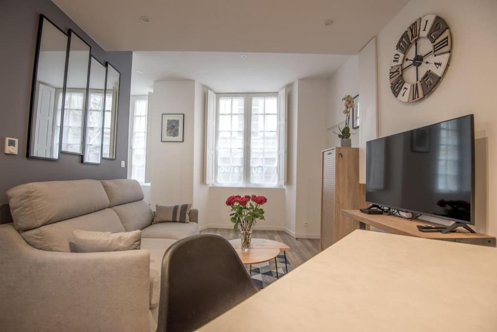 L'Espine Apartment Angers Exterior photo